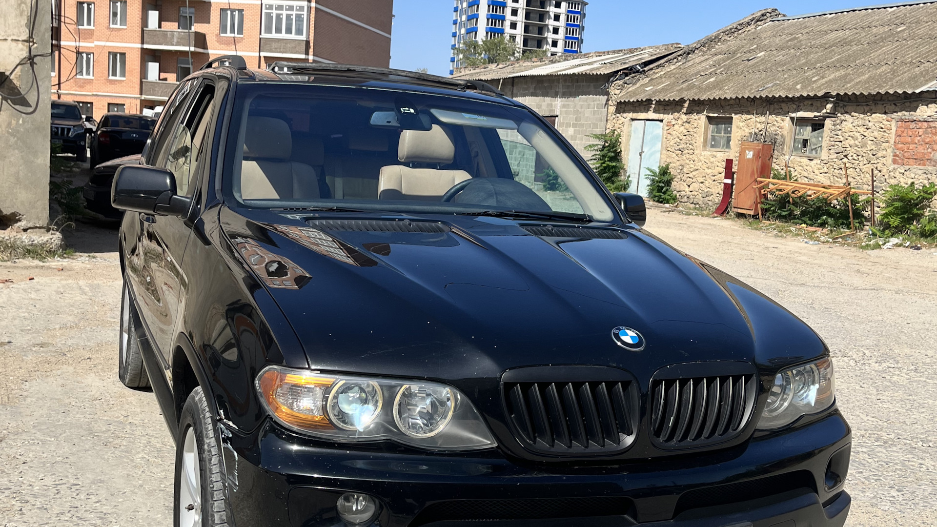 BMW X5 (E53) 3.0 бензиновый 2005 | Чёрный 3 л на бензине на DRIVE2