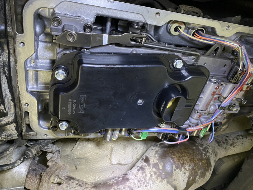 Фото в бортжурнале Toyota Land Cruiser 200. Запчасти на фото: MFT1048