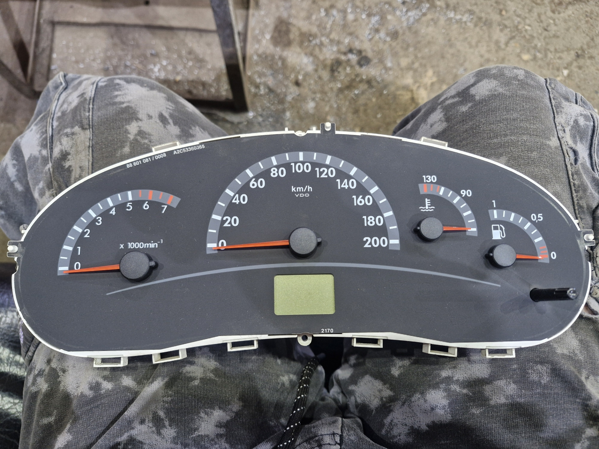 Маз-6430 горит контрольная лампочка уровня масла в гуре. Ваз 2121 панель приборов лампа акб. Дэу сенс 1. Не горит контрольная лампочка зарядки. Не горит контрольная лампочка зарядки.