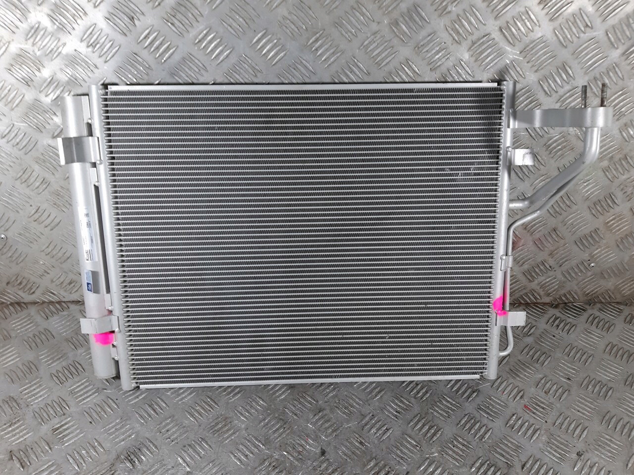 Радиатор i20. Радиатор отопителя hyundai i30. Радиатор i20. Радиатор i20. Радиатор i20.