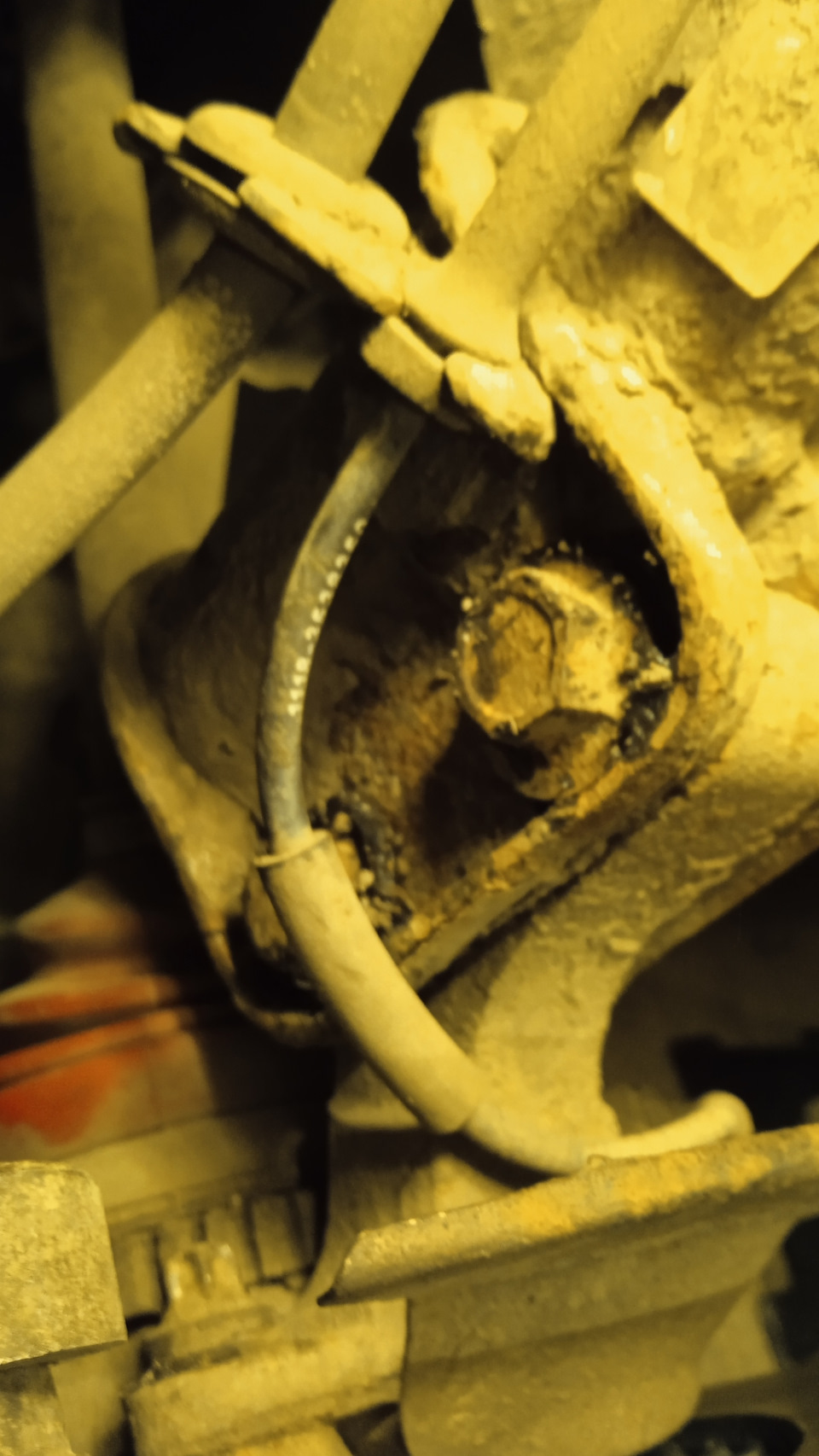 #81 Весеннее ТО и замена передних тормозных дисков — Lada Kalina Cross ...