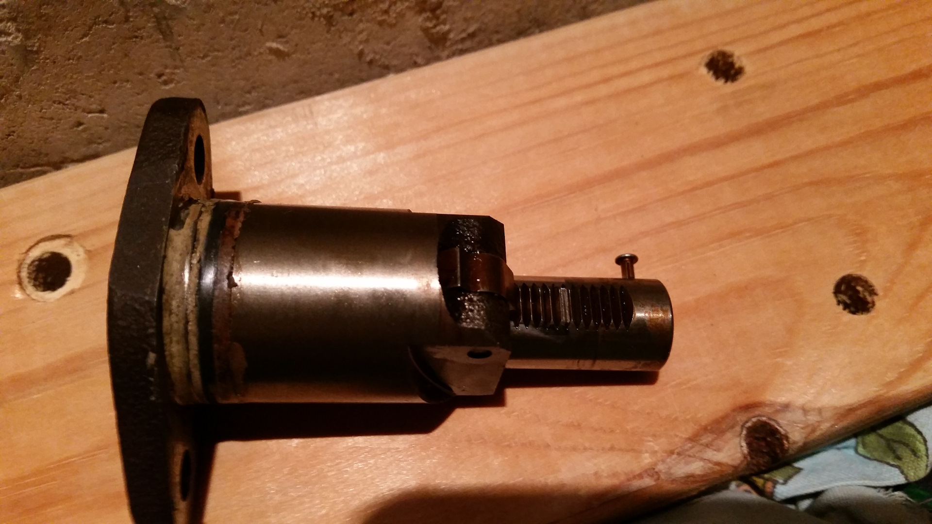 6. Натяжитель цепи тойота королла 150. Гидронатяжитель цепи тойота королла 150. Натяжитель цепи королла 120. Натяжитель цепи тойота ист.