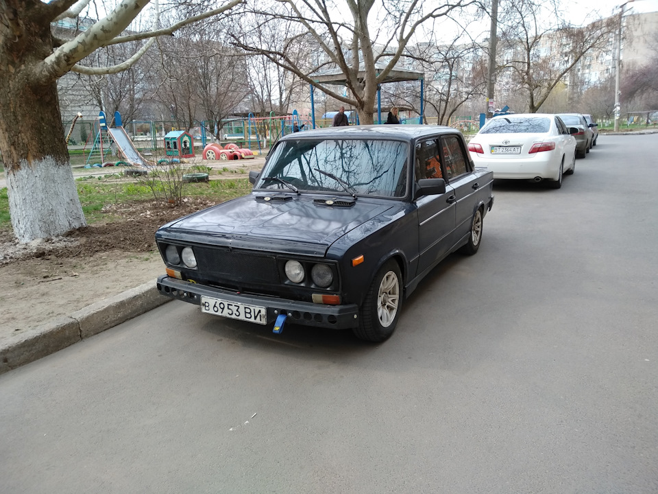 Сетки на передние фары — Lada 2106, 1,7 л, 2018 года | стайлинг | DRIVE2