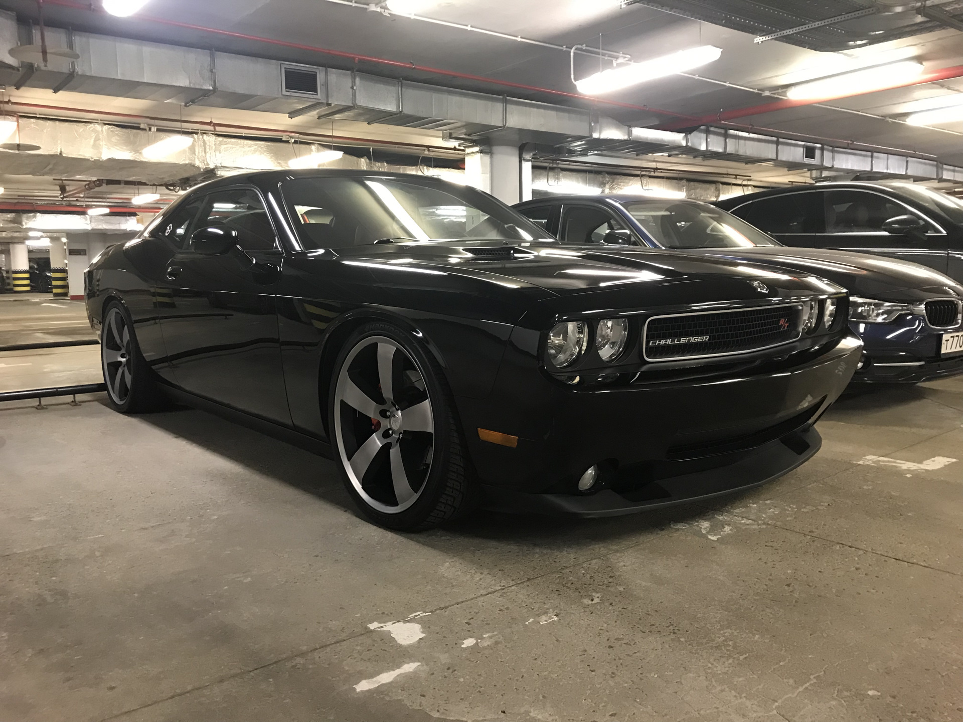 Dodge Challenger r22