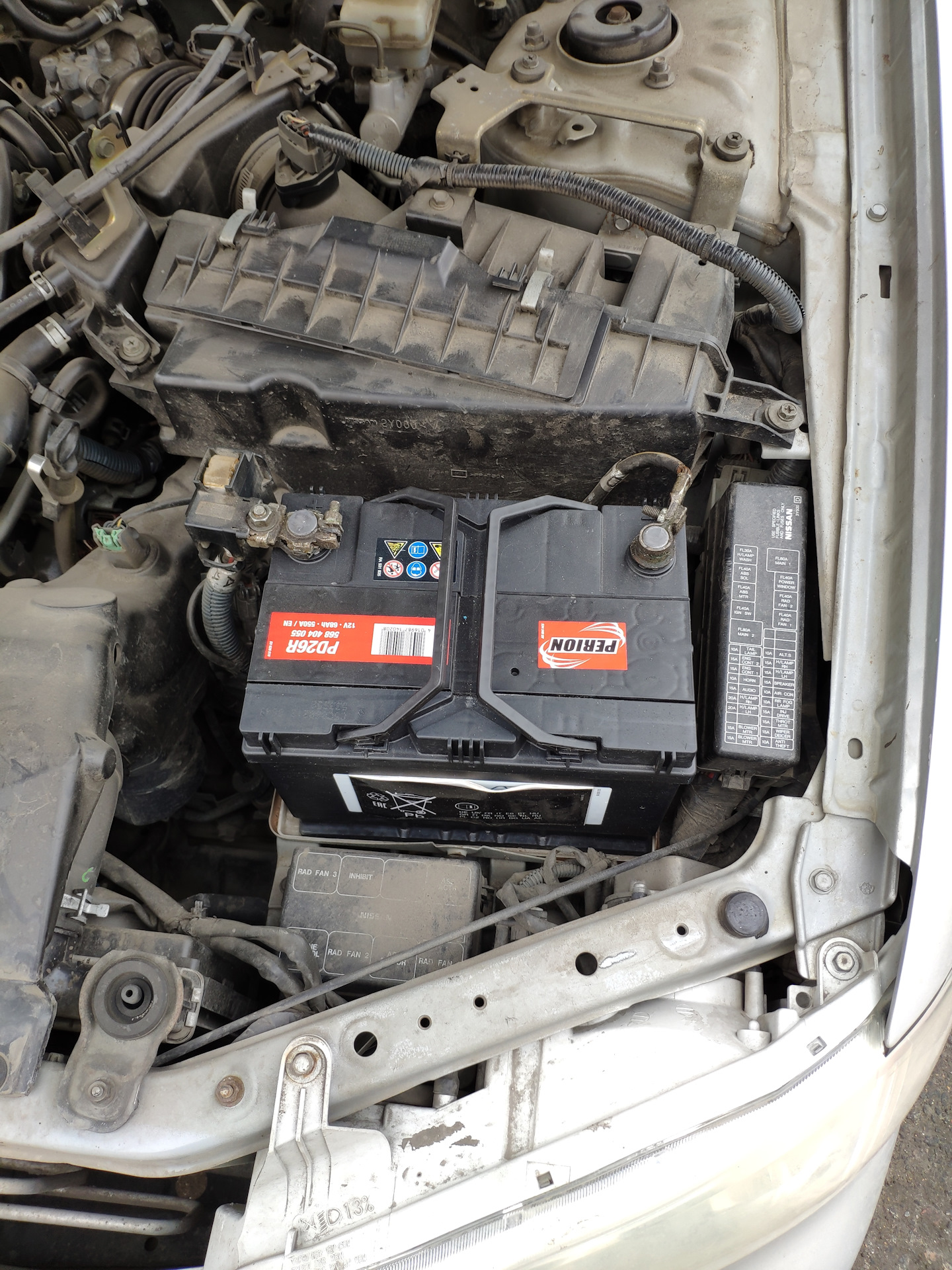 Замена акб и пересвет салона на диоды — Nissan Maxima QX (A33), 2 л ...