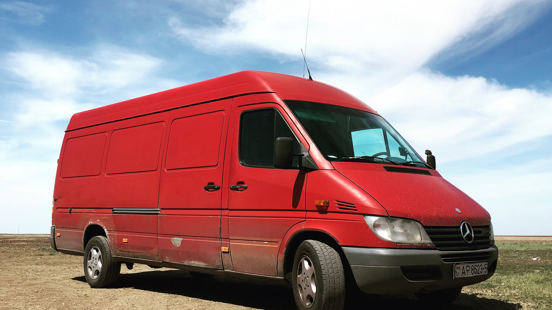 Mercedes benz sales sprinter 2000 model