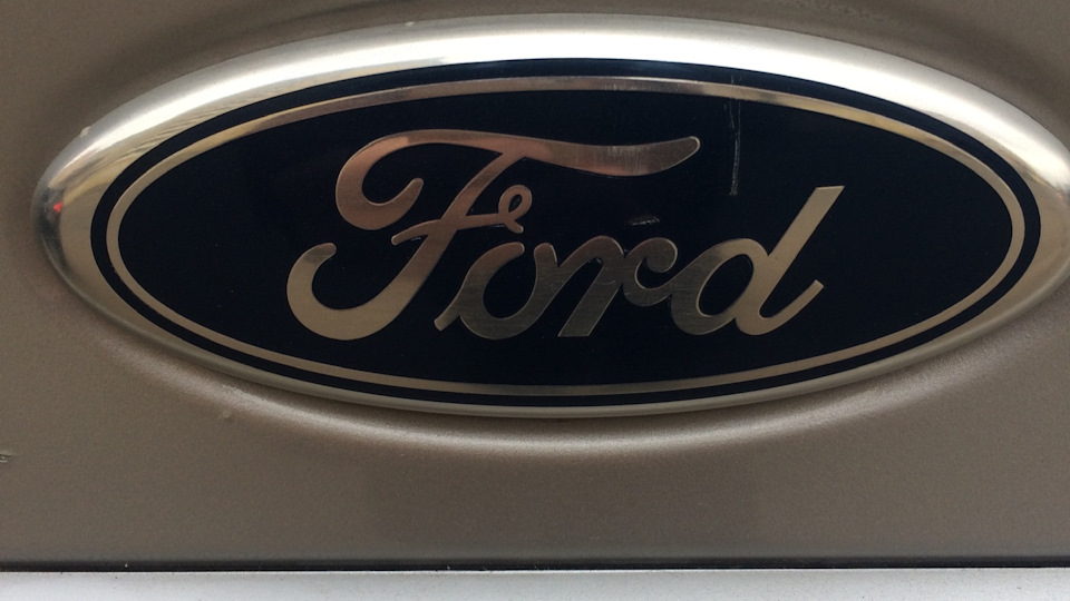 Вонь из печки выхлопными газами — Ford Focus II Sedan, 1,4 л, 2009 года ...