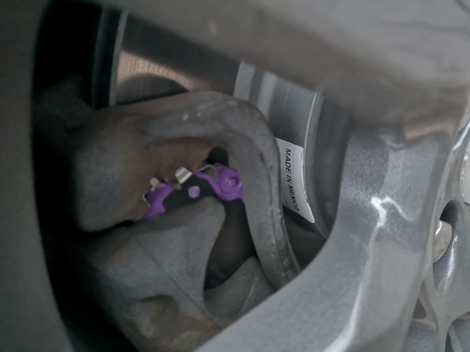 Поменял гофру на впуске, стало лучше, но есть к чему стремиться ...