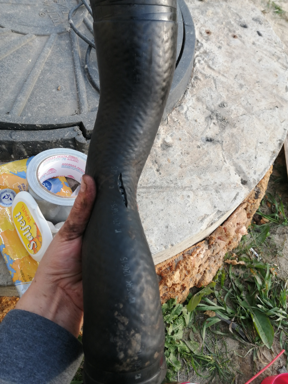 Лопнул верхний патрубок интеркуллера. — Mitsubishi L200 (5G), 2,4 л ...