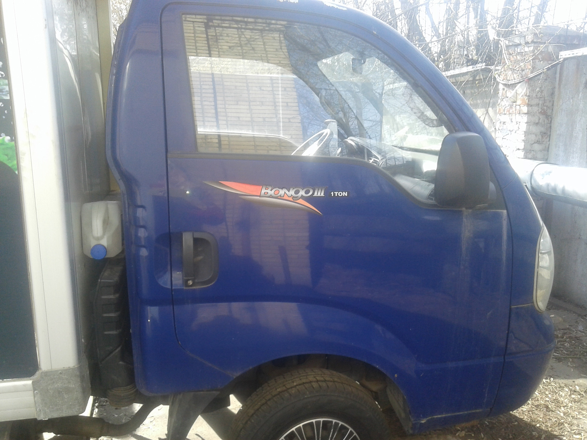 Купить Ветровики Киа Бонго