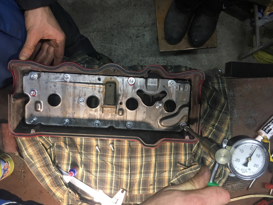 Чистка маслоотделителя клапанной крышки — Toyota Carina E, 2 л, 1992 ...