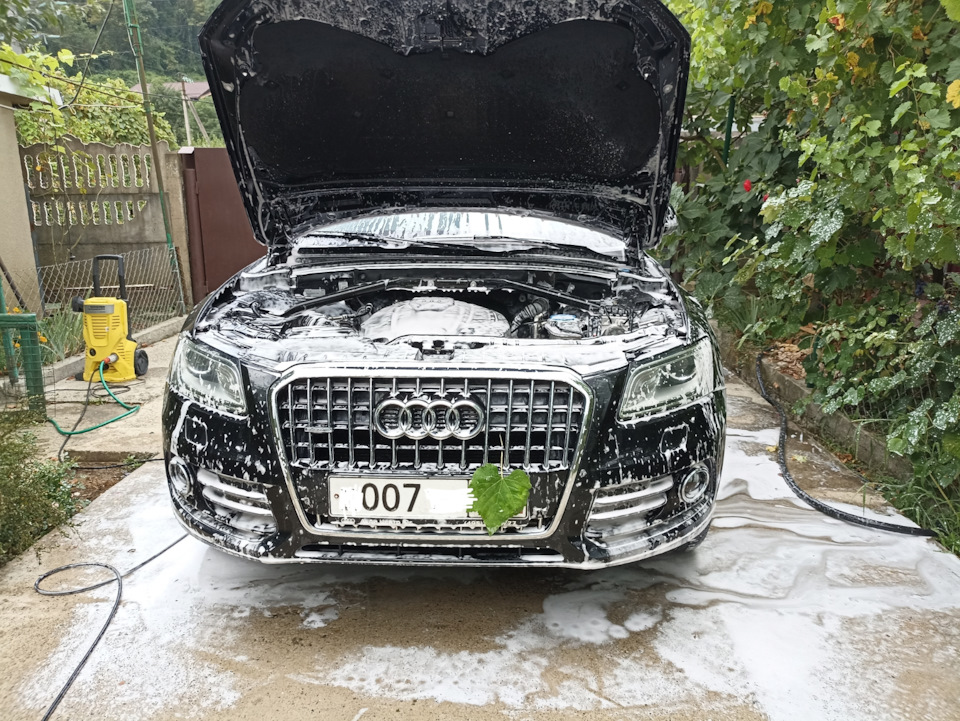 Мойка двигателя — Audi Q5 (1G), 2 л, 2013 года | мойка | DRIVE2