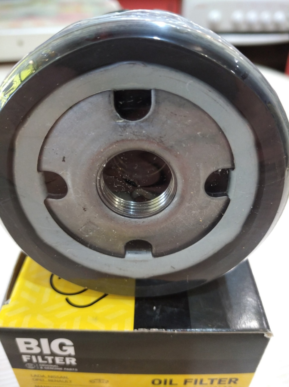 Смущает всего 4 отверстия и черная резина. Для лета нормально, зимой точно задубеет — Renault Duster (1G)