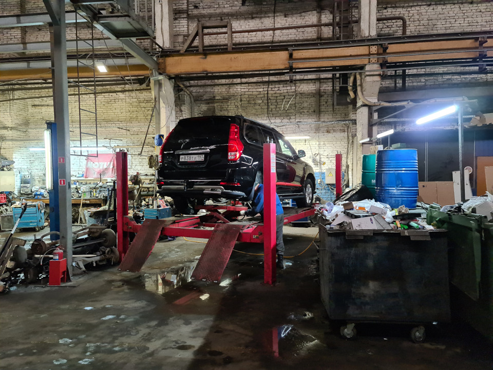 Пыльник на кардан, замена задних колодок — Haval H9 (1G), 2 л, 2017 ...