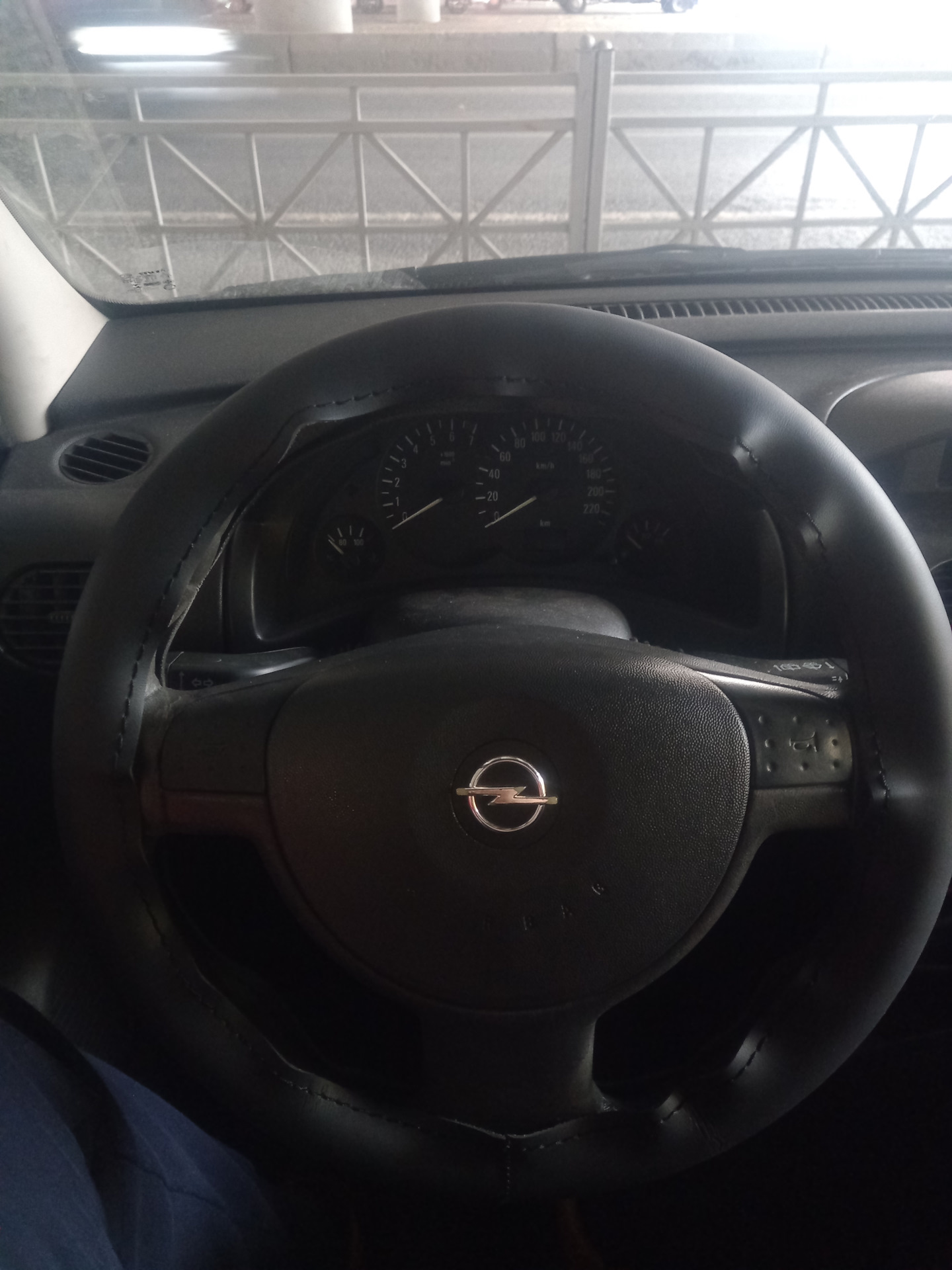 Оплетка руля avs — Opel Corsa C, 1 л, 2002 года | аксессуары | DRIVE2