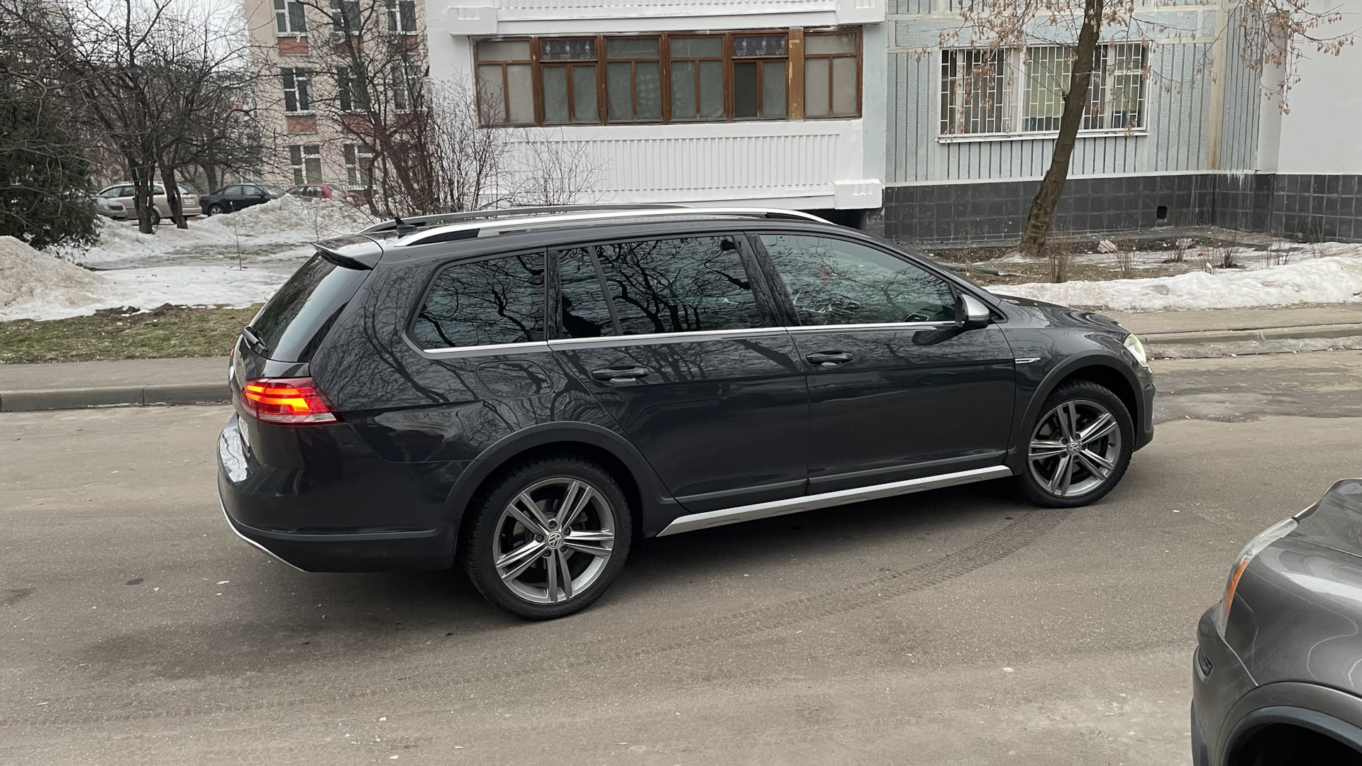 Volkswagen Golf Alltrack (Mk7) 2.0 дизельный 2019 | Волченок на DRIVE2