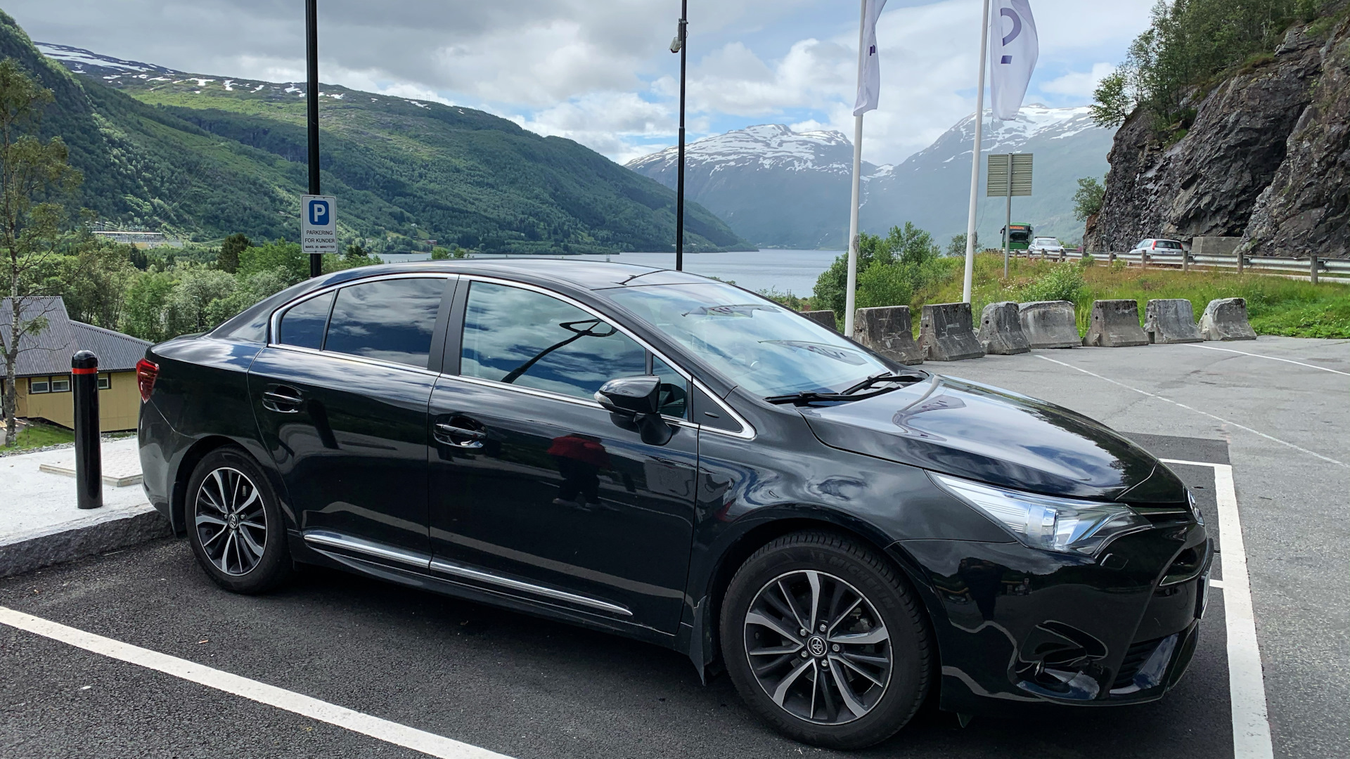 Toyota Avensis III 1.8 бензиновый 2018 | Black Reliability на DRIVE2