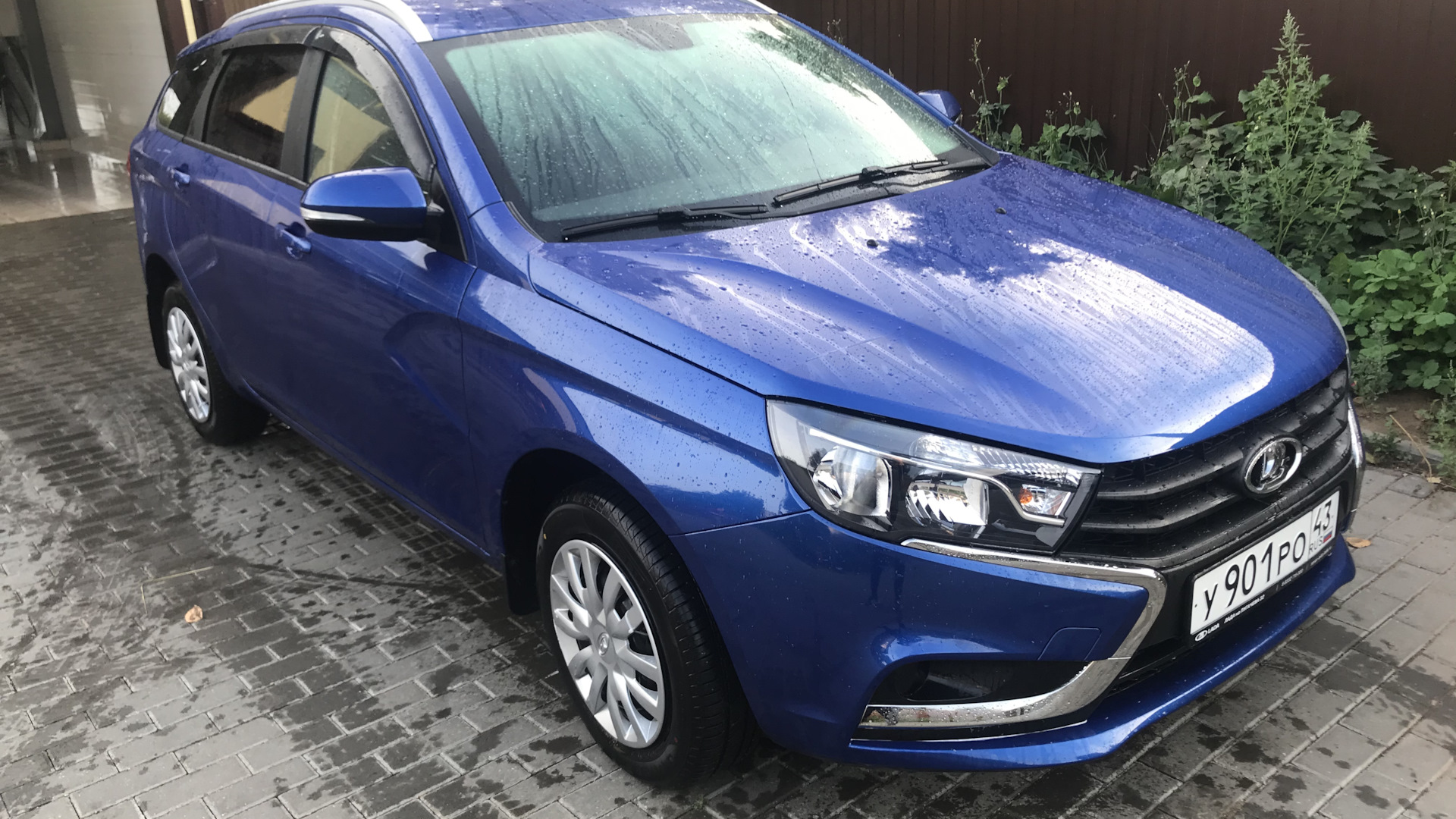 Lada Vesta SW 1.6 бензиновый 2020 | на DRIVE2