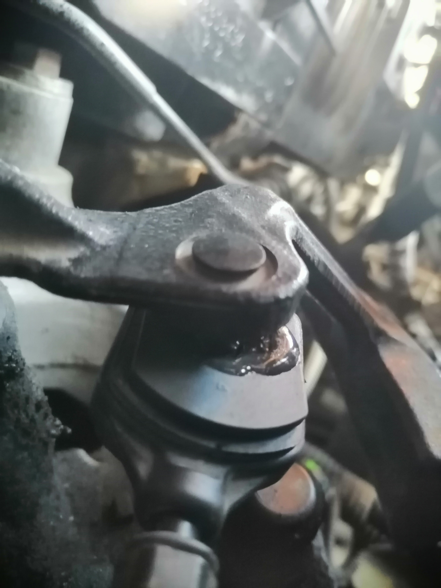 Ремонт троса переключения передач — Chevrolet Cruze (1G), 1,6 л, 2012 ...