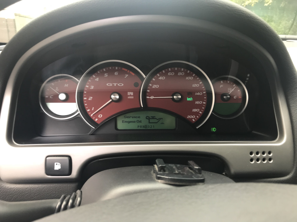Долгожданные шпильки на ось коромысел — Renault Sandero 1G, 1,6 л, 2013 ...