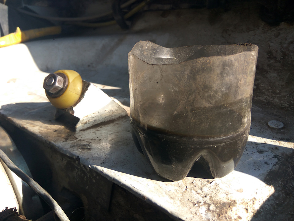 Заменил масло в рулевом редукторе — Lada 4x4 3D, 1,6 л, 1982 года ...