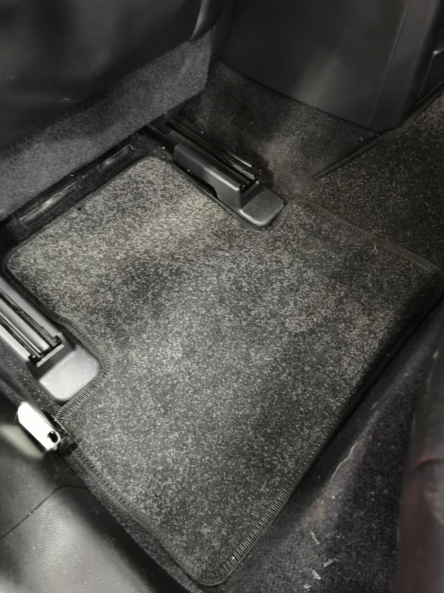 Пошив ковриков в салон infiniti fx37 — Infiniti FX (2G), 3,7 л, 2012 ...