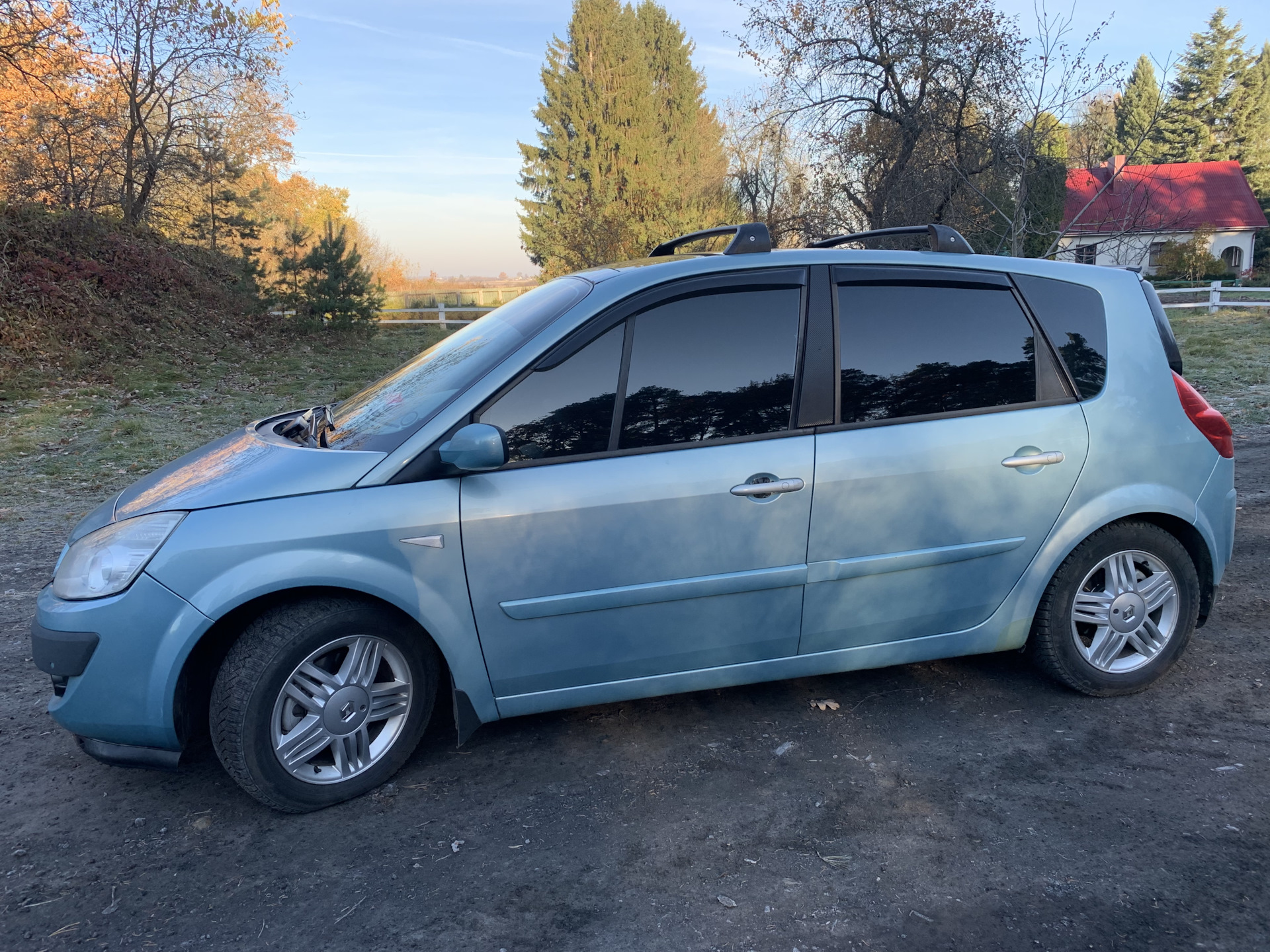 Рено сценик 2008 года дизель. Renault Scenic 2008. Рено Сценик 2008. Renault Scenic 2 styling.