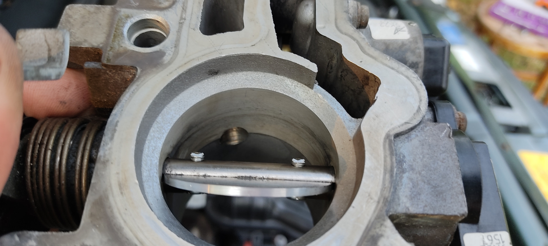 Замена датчика скорости, чистка дросселя и дополнительная масса ...