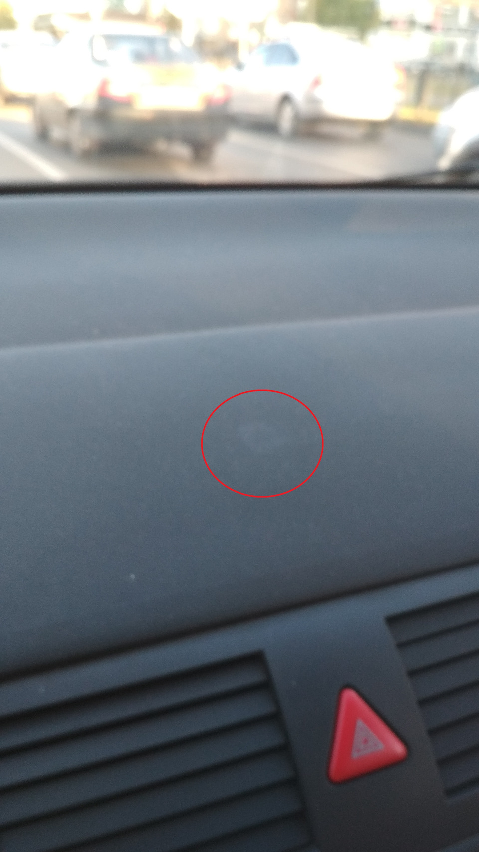 Пятно на торпеде! Как убрать? — Сообщество «VAG Club» на DRIVE2