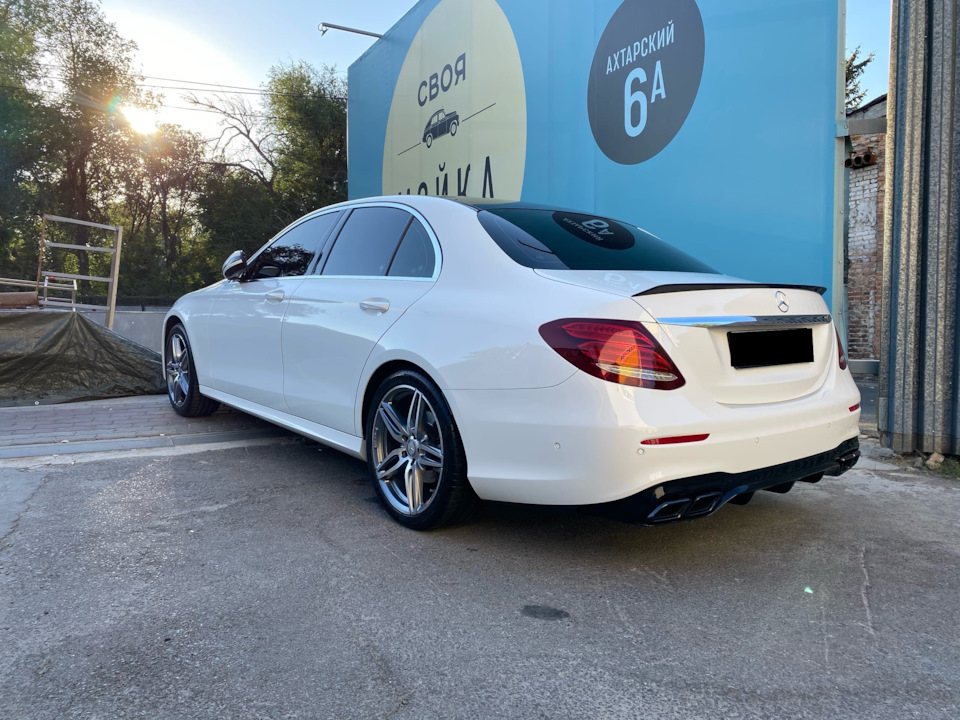 Фото в бортжурнале Mercedes-Benz E-class (W213)