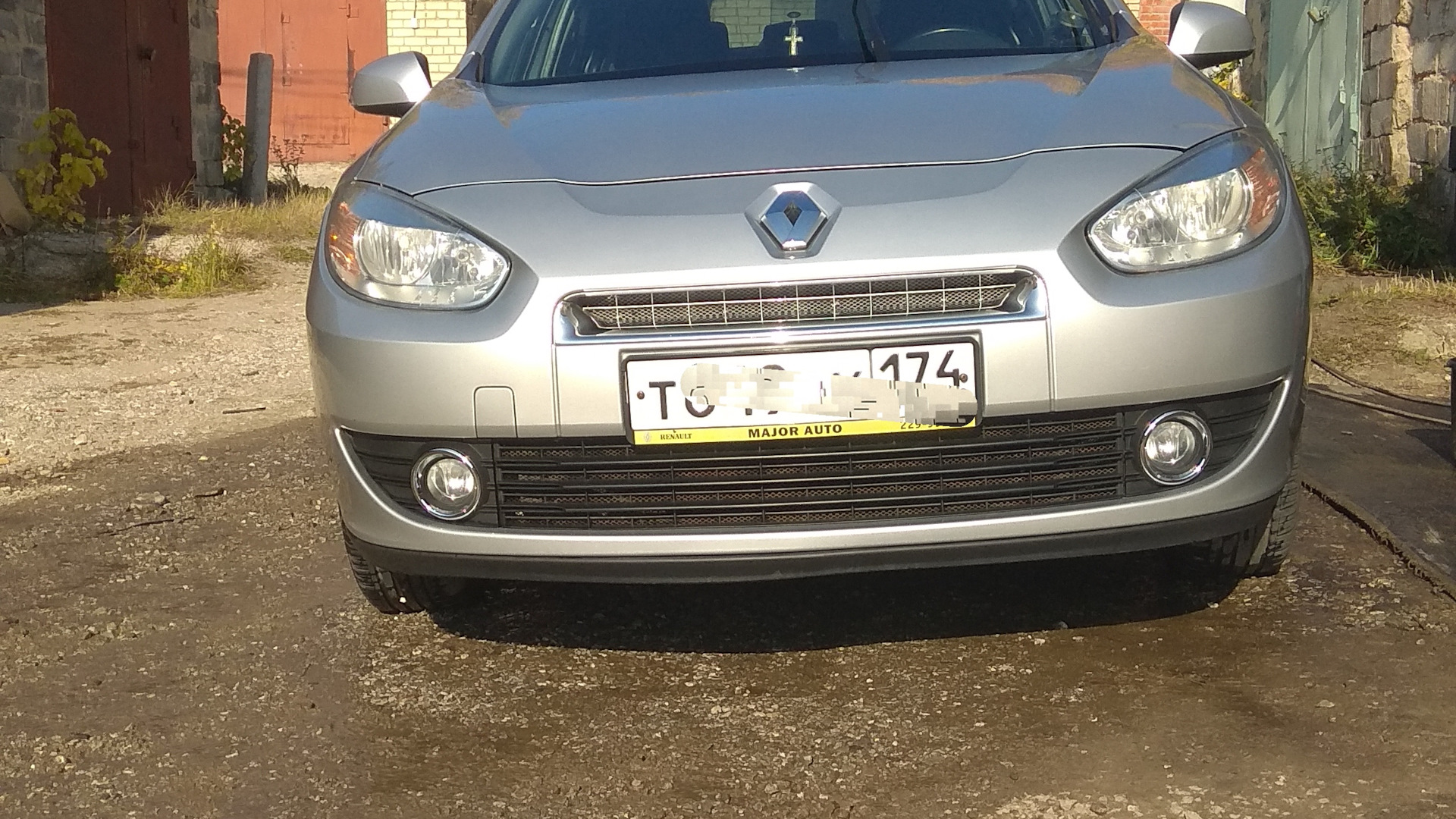 Renault Fluence 1.6 бензиновый 2012 | на DRIVE2