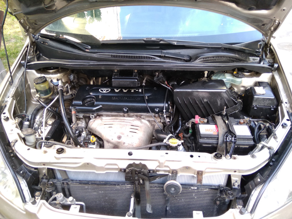 Фото в бортжурнале Toyota Avensis Verso