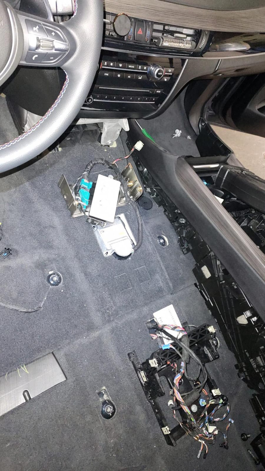 Фото в бортжурнале BMW X5 (F15)