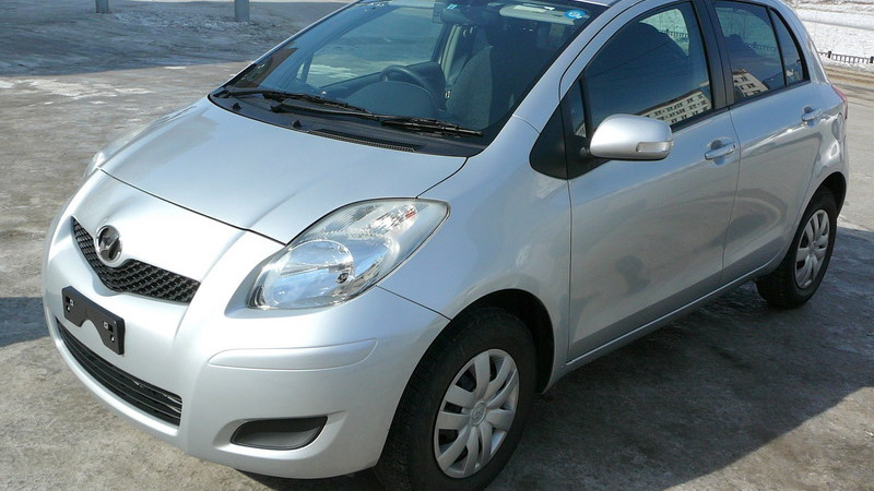 Toyota Vitz 2010