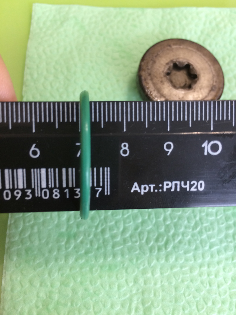 Замена сальника коленвала и муфты распредвала — Volvo V50, 2,4 л, 2008 ...