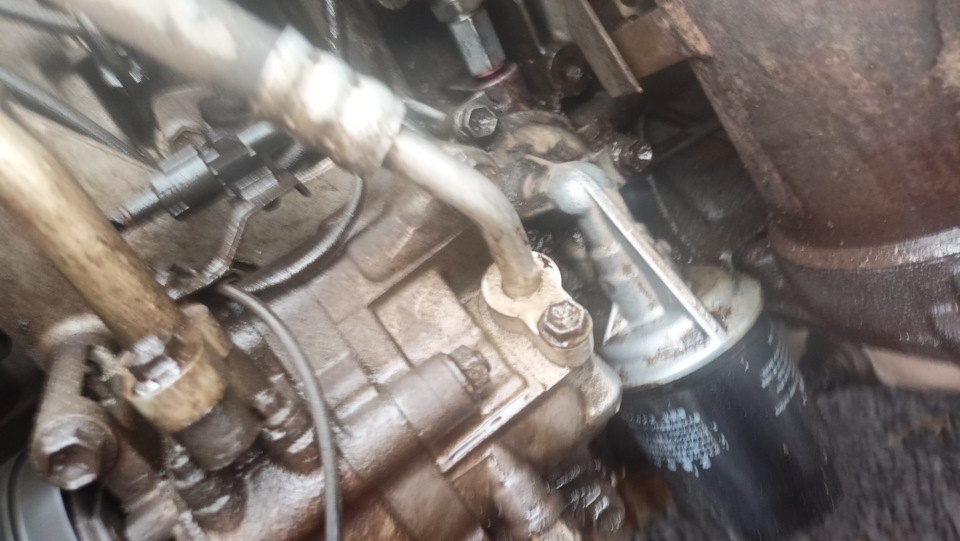 Сузуки Свифт замена датчика давления масла — Suzuki Swift (2G), 1,3 л ...