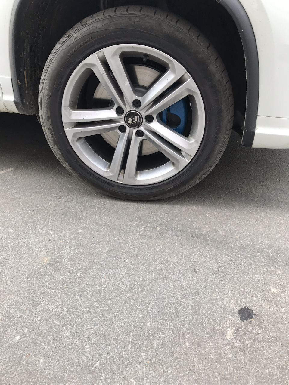 Фото в бортжурнале Volkswagen Tiguan (1G)