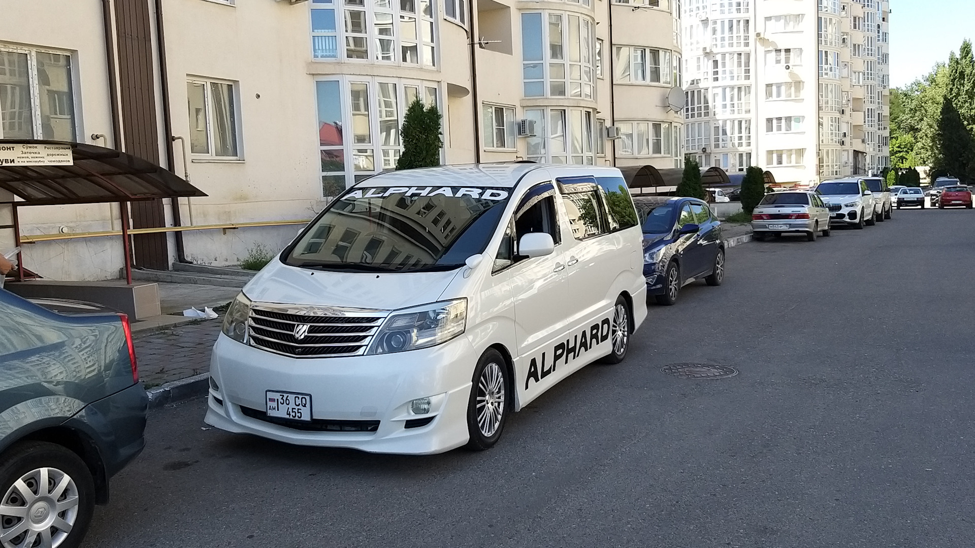 Toyota Alphard 3.0 бензиновый 2005 | Холодильник без названия на DRIVE2