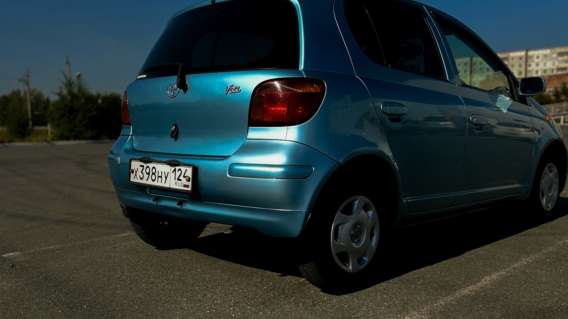 Toyota Vitz (10) 1.0 бензиновый 2002 | Голубой вертолёт на DRIVE2