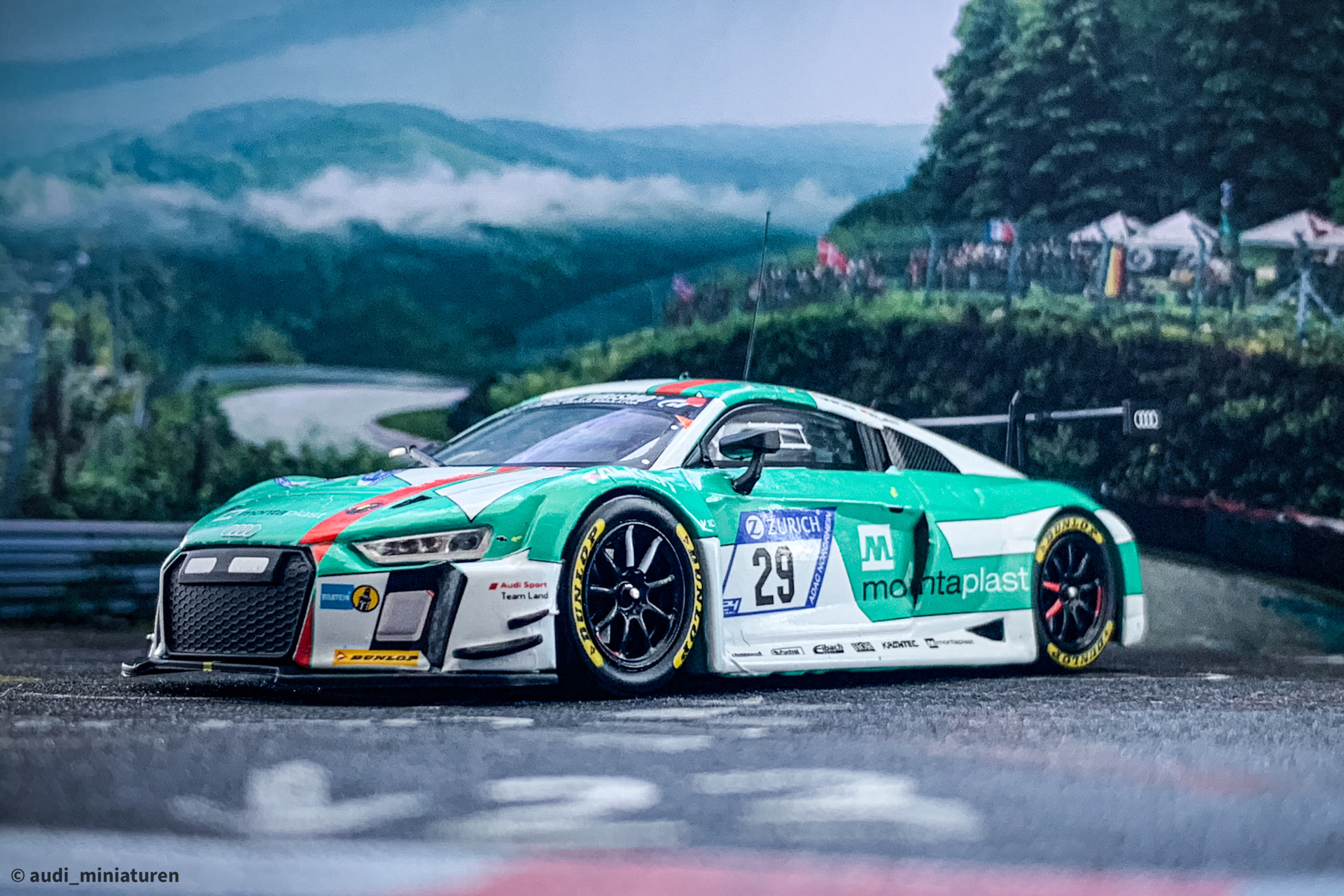 Audi Sport r8 LMS