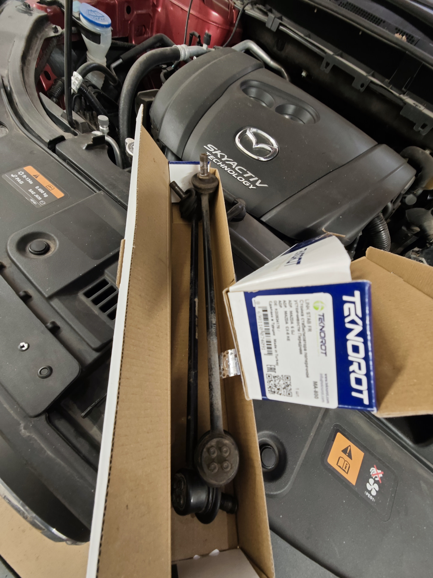 Замена стоек стабилизатора. — Mazda CX-5 (1G), 2 л, 2016 года ...