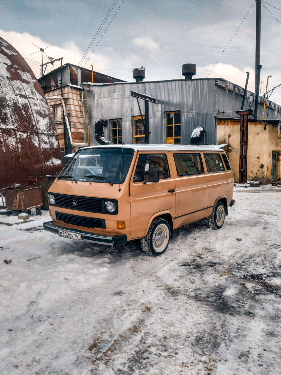 Как в 34 года купить себе квартиру студию в любом районе страны —  Volkswagen Transporter T3, 1,8 л, 1986 года | путешествие | DRIVE2