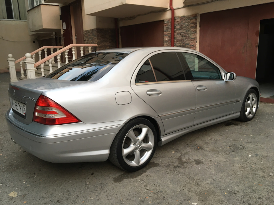 Новые колеса — Mercedes-Benz C-class (W203), 1,8 л, 2004 года | шины ...