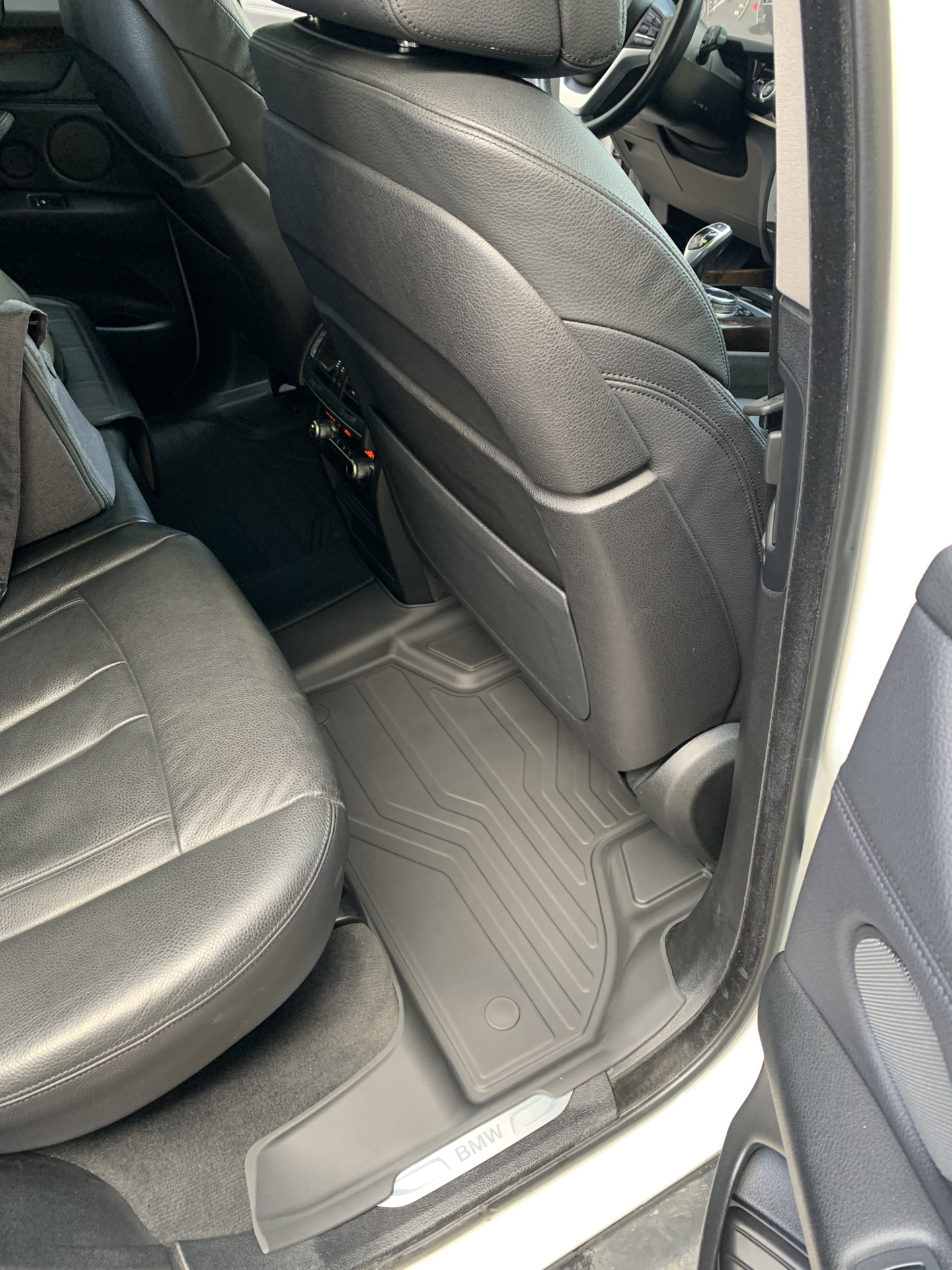 Коврики СРТК — BMW X5 (F15), 3 л, 2014 года | аксессуары | DRIVE2