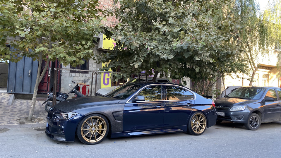 Тонировка в круг 35% — BMW 3 series (F30), 2 л, 2011 года | просто так ...