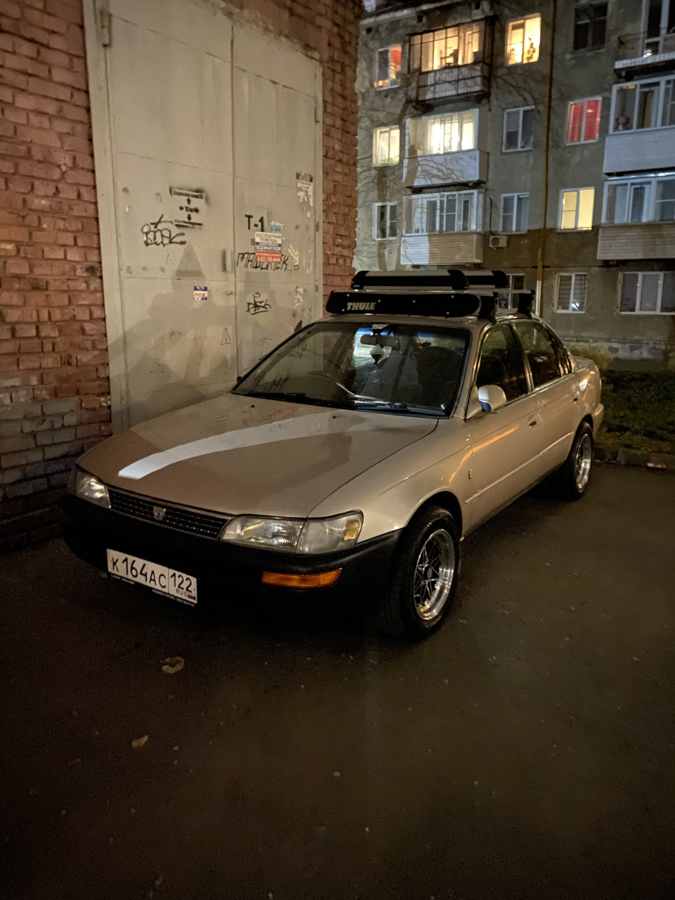 Багажник для перевозки сноуборда/лыж 🏂⛷️ — Toyota Corolla (100), 1,6 л,  1991 года | аксессуары | DRIVE2