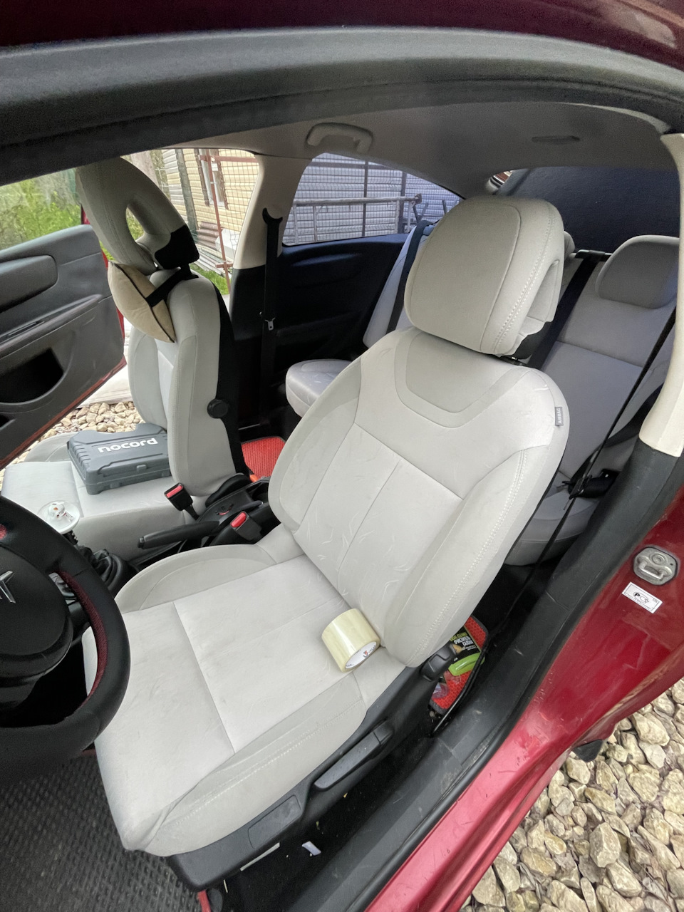 Сиденья от c4-2 — Citroen C4 (1G), 1,6 л, 2006 года | тюнинг | DRIVE2