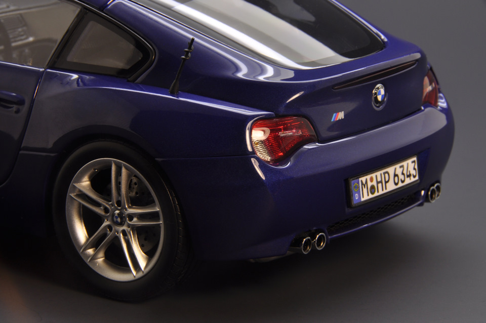 【希少】京商 BMW Z4 Mクーペ 1/18 インテルラゴスブルー 希少】京商 BMW Z4 Mクーペ 1/18 インテルラゴスブルー 希少】京商 BMW