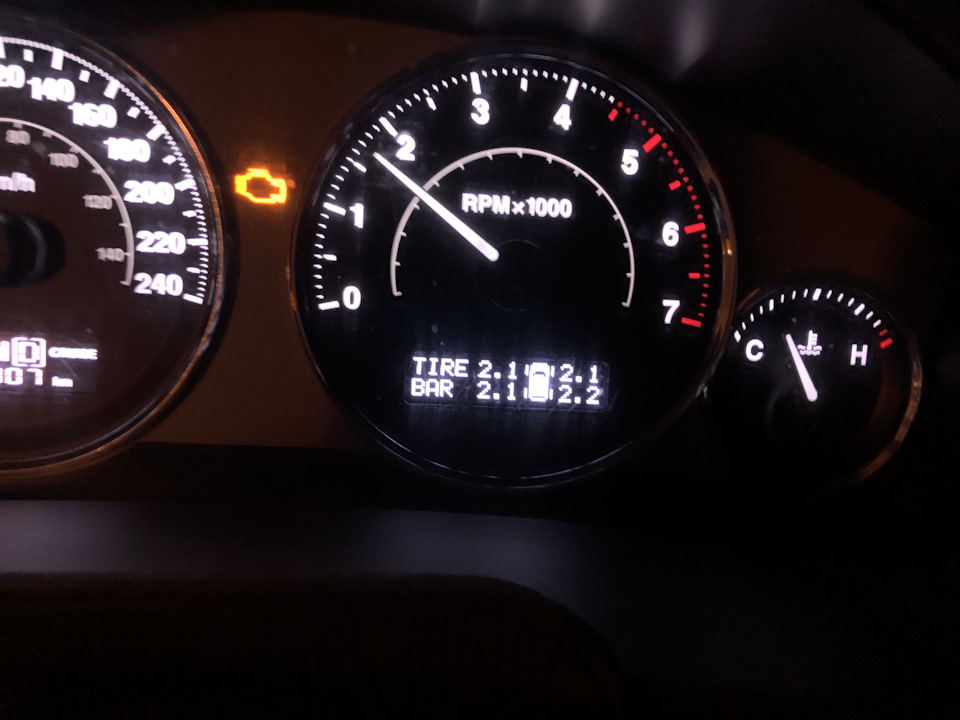 Кажет все колёсики — Jeep Grand Cherokee (WK)