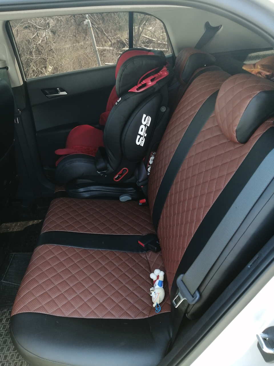 Установка чехлов Часть 2 — Hyundai Creta (1G), 2 л, 2019 года ...